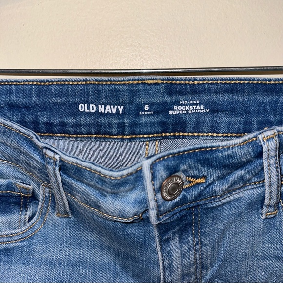 EUC Old Navy Super Skinny Jeans - Picture 3 of 4